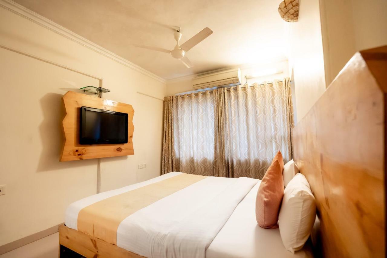Hotel Mina International Mumbai Exterior photo
